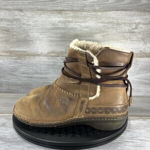 UGG Womens Cove Toast Brown Leather Sherpa Lined Sheepskin Ankle Boots Size 9